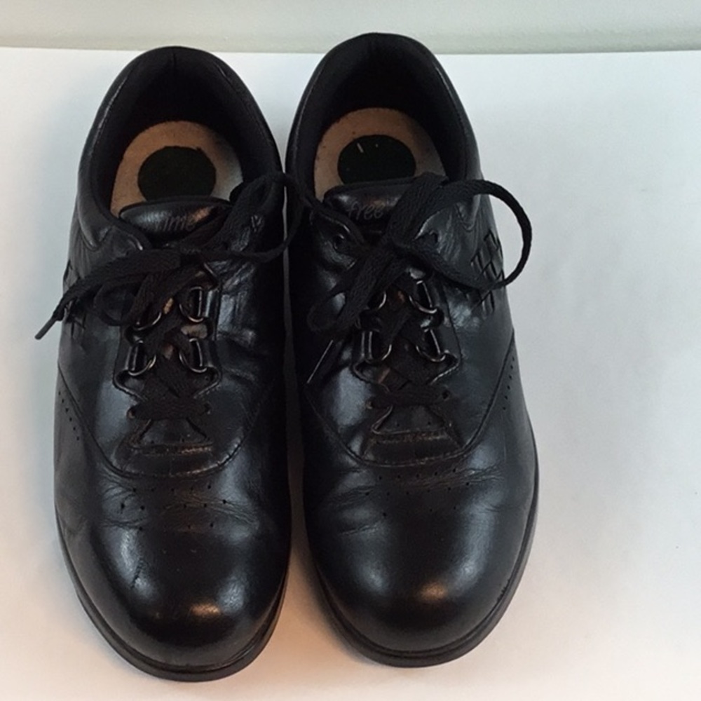 SAS shoes 8.5 black leather work oxfords loafers